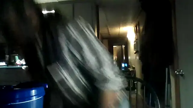 zaneporter46 online show from November 18, 1:14 pm