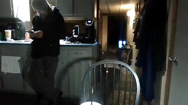 zaneporter46 online show from October 23, 4:33 am