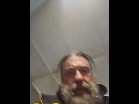 zaneporter46 online show from February 24, 9:26 pm