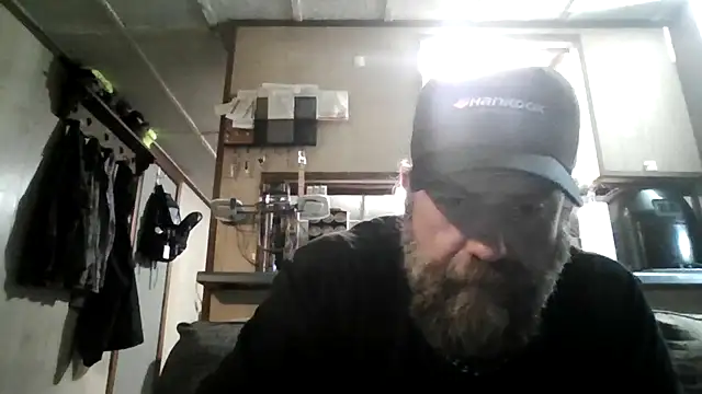 zaneporter46 online show from May 4, 5:00 am