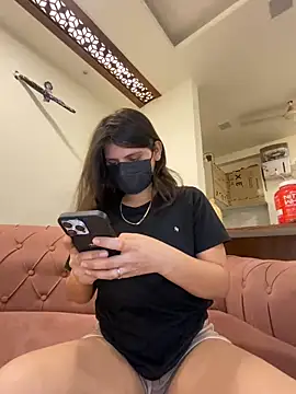 ahista online show from April 23, 5:25 pm