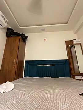 ahista online show from March 29, 6:31 pm