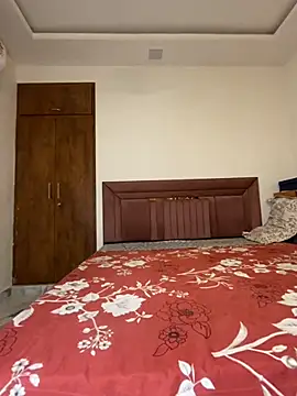 ahista online show from November 6, 6:23 pm