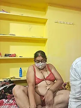 Snapshot of sivani_asha chatting on December 14, 9:15 am sivani asha online show from December 14, 9:15 am