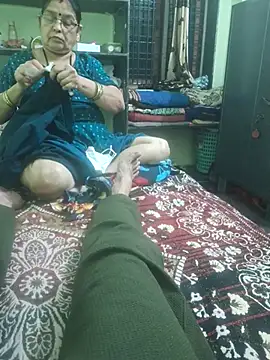 Snapshot of sivani_asha chatting on March 22, 2:14 pm sivani asha online show from March 22, 2:14 pm