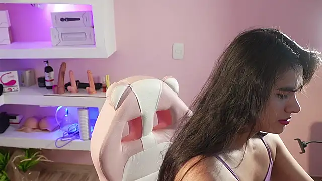 Mara-Bella online show from April 10, 4:36 pm