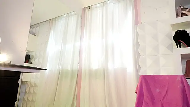 Mara-Bella online show from February 13, 4:51 pm