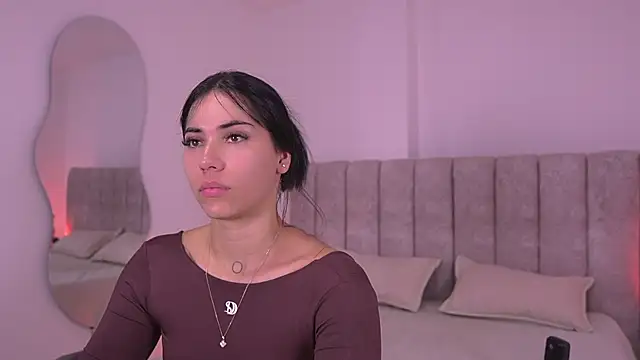 sam lewins online show from December 20, 7:17 pm