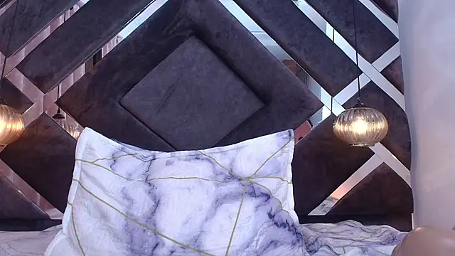 sam lewins online show from March 11, 1:26 am