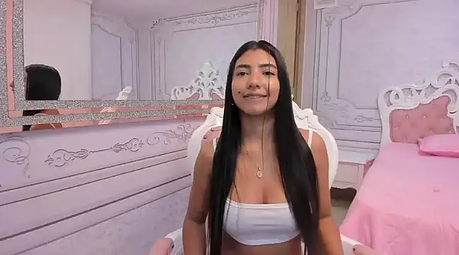 Daphne Fox  online show from March 9, 9:13 am