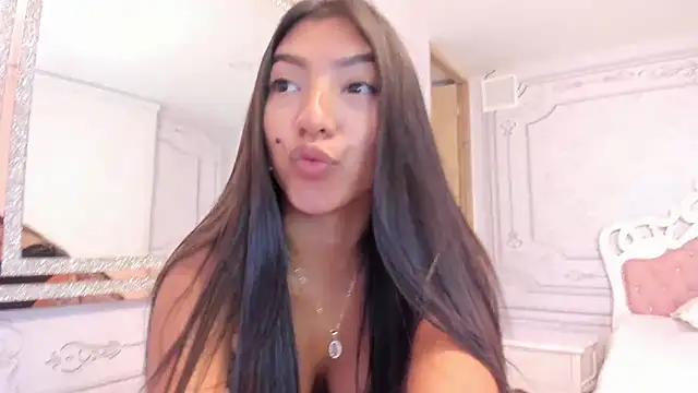 Daphne Fox  online show from March 14, 3:04 am