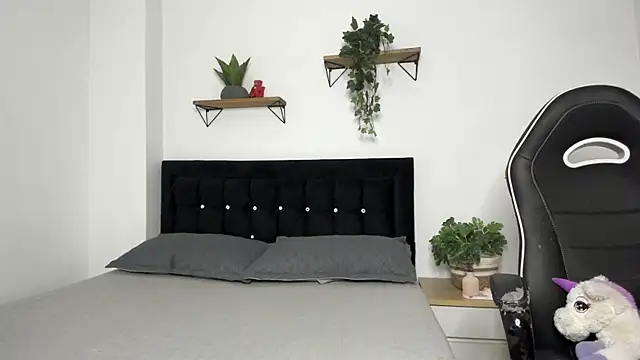 naughty 1girl online show from November 14, 3:48 pm