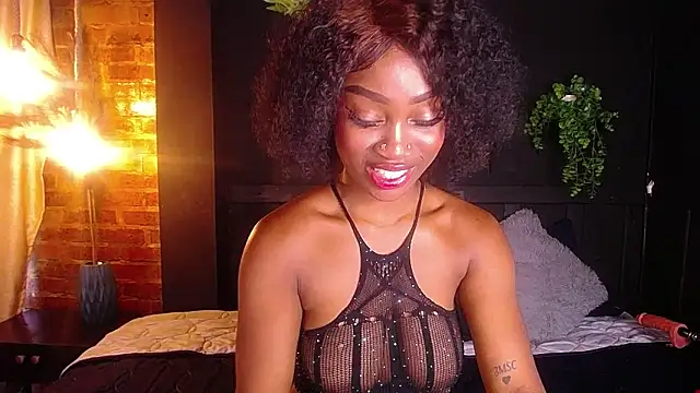 nikkystorm1  online show from April 19, 1:56 pm