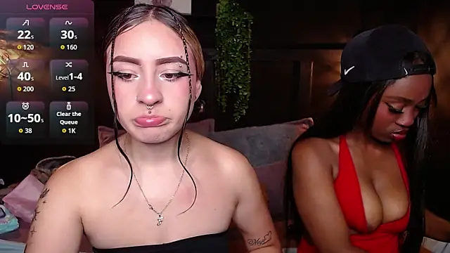 nikkystorm1  online show from November 8, 2:20 pm