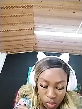 Snapshot of nikkystorm1_ chatting on February 26, 2:16 pm nikkystorm1 online show from February 26, 2:16 pm