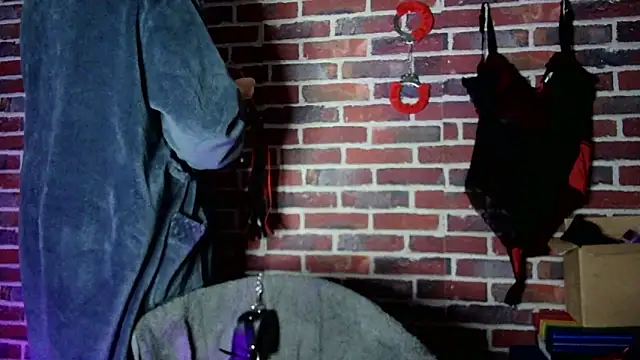 Snapshot of Heleneecesmecs2 chatting on March 3, 10:20 pm Heleneecesmecs2 online show from March 3, 10:20 pm