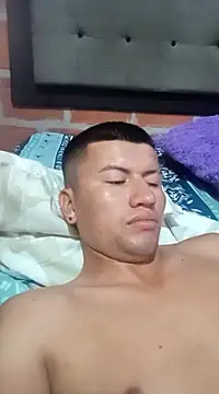 restrepo99 online show from December 27, 5:37 pm