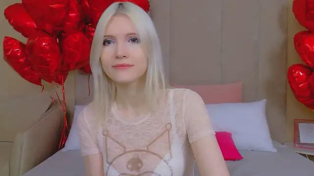 Snapshot of NellieLoyns chatting on February 17, 5:21 pm NellieLoyns online show from February 17, 5:21 pm