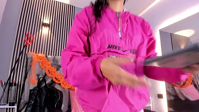 GysellHanson online show from October 30, 11:08 am