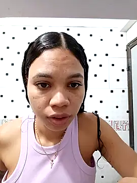 GysellHanson online show from April 12, 9:45 am