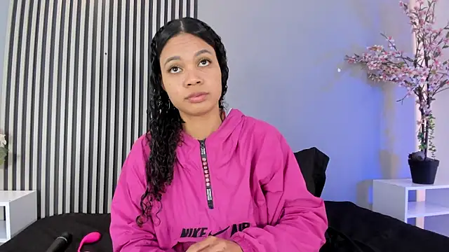 GysellHanson online show from March 4, 12:13 pm