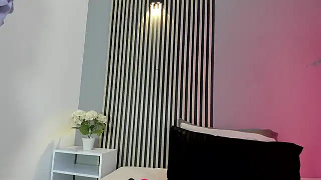 GysellHanson online show from March 3, 11:39 am