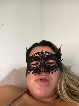 Casadadelicia26 online show from June 2, 5:46 pm