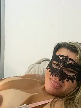 Casadadelicia26 online show from March 7, 7:26 am