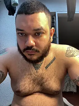 El Titan1998 online show from February 28, 12:05 pm