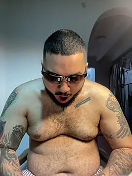 El Titan1998 online show from March 28, 11:44 am