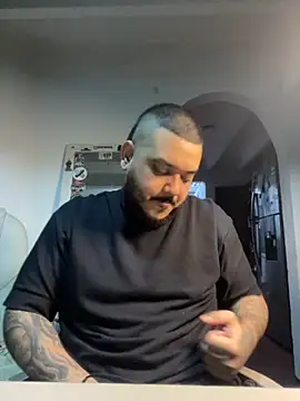 El Titan1998 online show from October 3, 9:49 pm