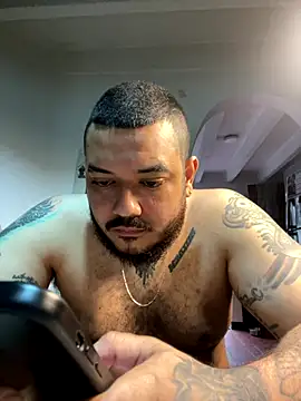 El Titan1998 online show from December 18, 2:10 pm