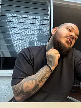 El Titan1998 online show from November 17, 9:41 pm