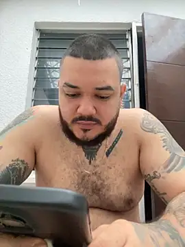 El Titan1998 online show from November 28, 11:32 am