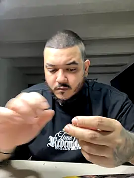 El Titan1998 online show from September 11, 10:43 pm