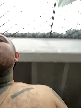 El Titan1998 online show from March 12, 11:54 am