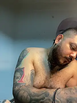 El Titan1998 online show from April 19, 12:39 pm