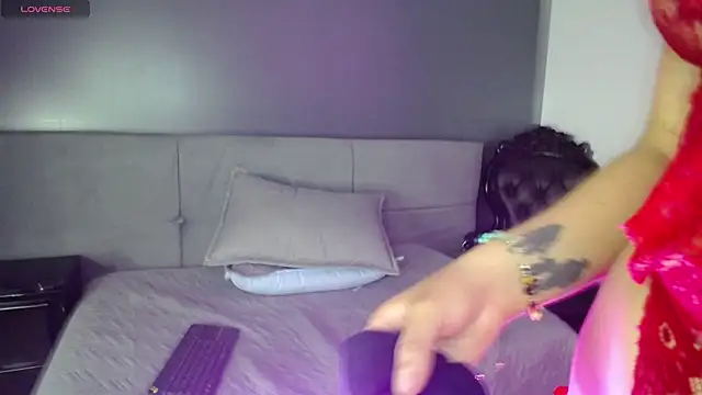 PamelaEvans   online show from February 14, 8:37 pm