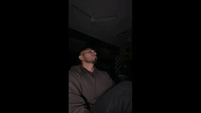 Beboteejoel online show from September 25, 1:33 am