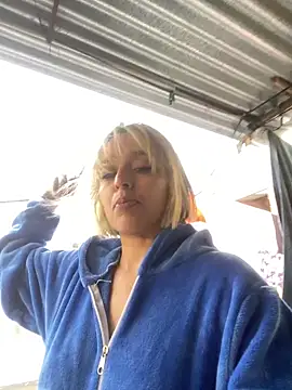 BlueStoneX online show from May 3, 10:02 pm