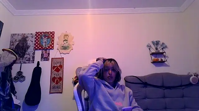 BlueStoneX online show from April 19, 11:44 am