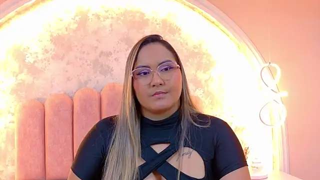 MiaLaurents online show from March 4, 3:14 am