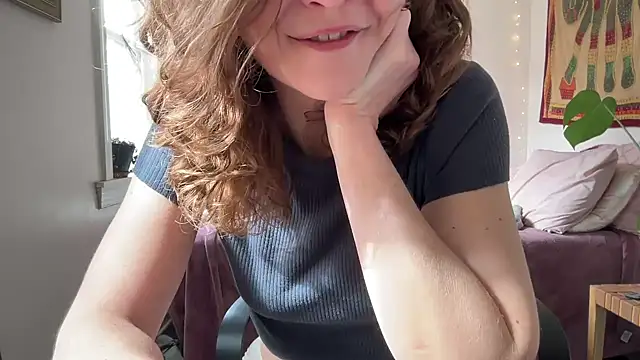 leahsparkles online show from March 13, 3:06 pm