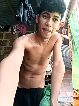 Andres123cv online show from May 1, 4:56 pm
