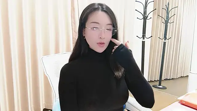 Lucky-kaka999 online show from December 17, 1:43 am