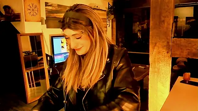 DYasmin69 online show from February 7, 12:40 am