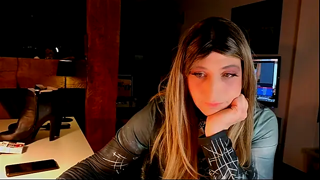 DYasmin69 online show from November 8, 10:02 pm