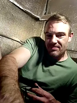 Snapshot of Eddyfrancis87 chatting on December 2, 12:55 am Eddyfrancis87 online show from December 2, 12:55 am