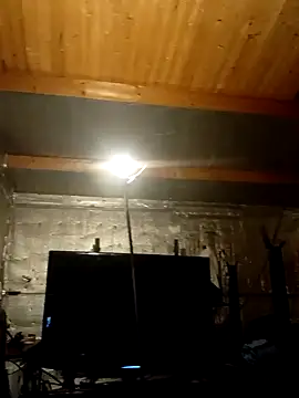 Snapshot of Eddyfrancis87 chatting on November 8, 6:06 am Eddyfrancis87 online show from November 8, 6:06 am