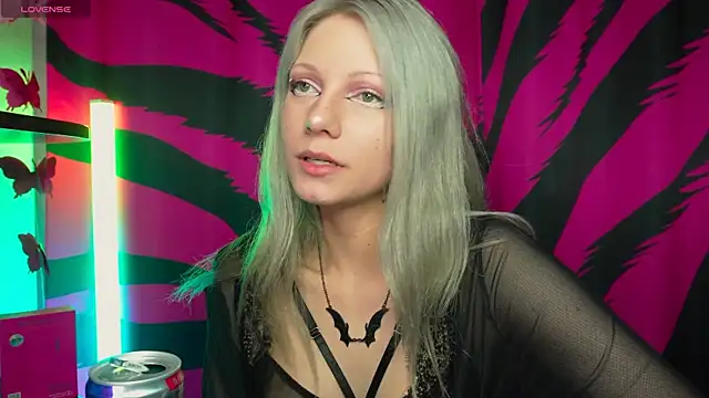 Snapshot of Vasya_Sylvia chatting on June 17, 4:01 am Vasya Sylvia online show from June 17, 4:01 am